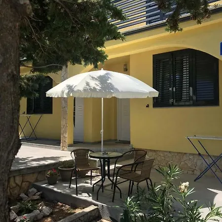 Villa Niva Vir Exterior photo